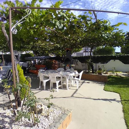 Villa Miriade B&B Πέστουμ Εξωτερικό φωτογραφία
