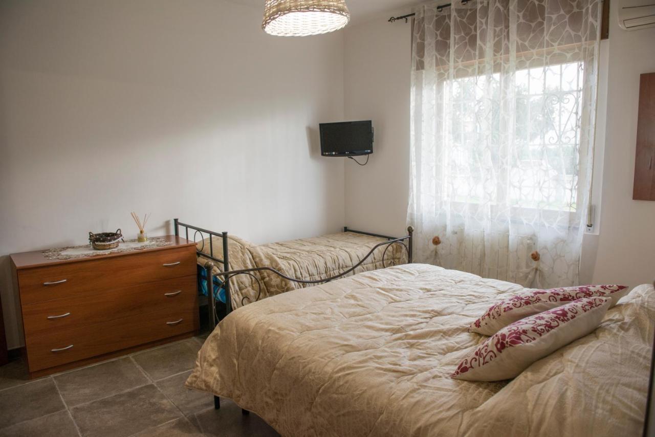 Villa Miriade B&B Πέστουμ Εξωτερικό φωτογραφία