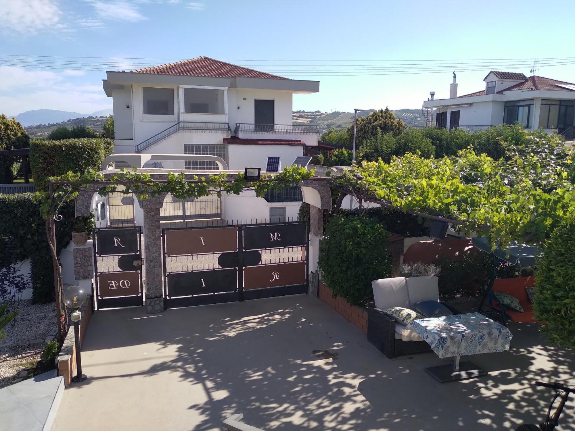 Villa Miriade B&B Πέστουμ Εξωτερικό φωτογραφία